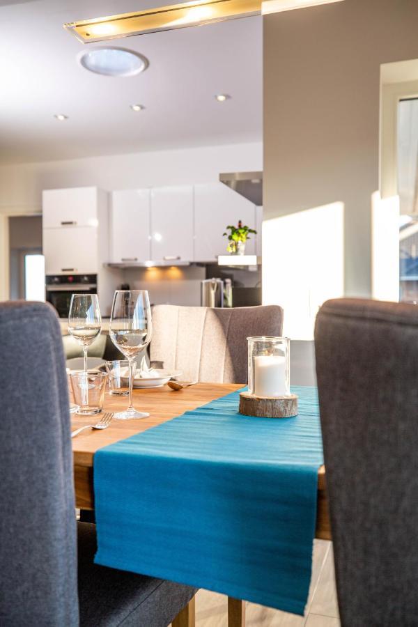 Daenisches Blockhaus Direkt Am Wangermeer Holiday home *