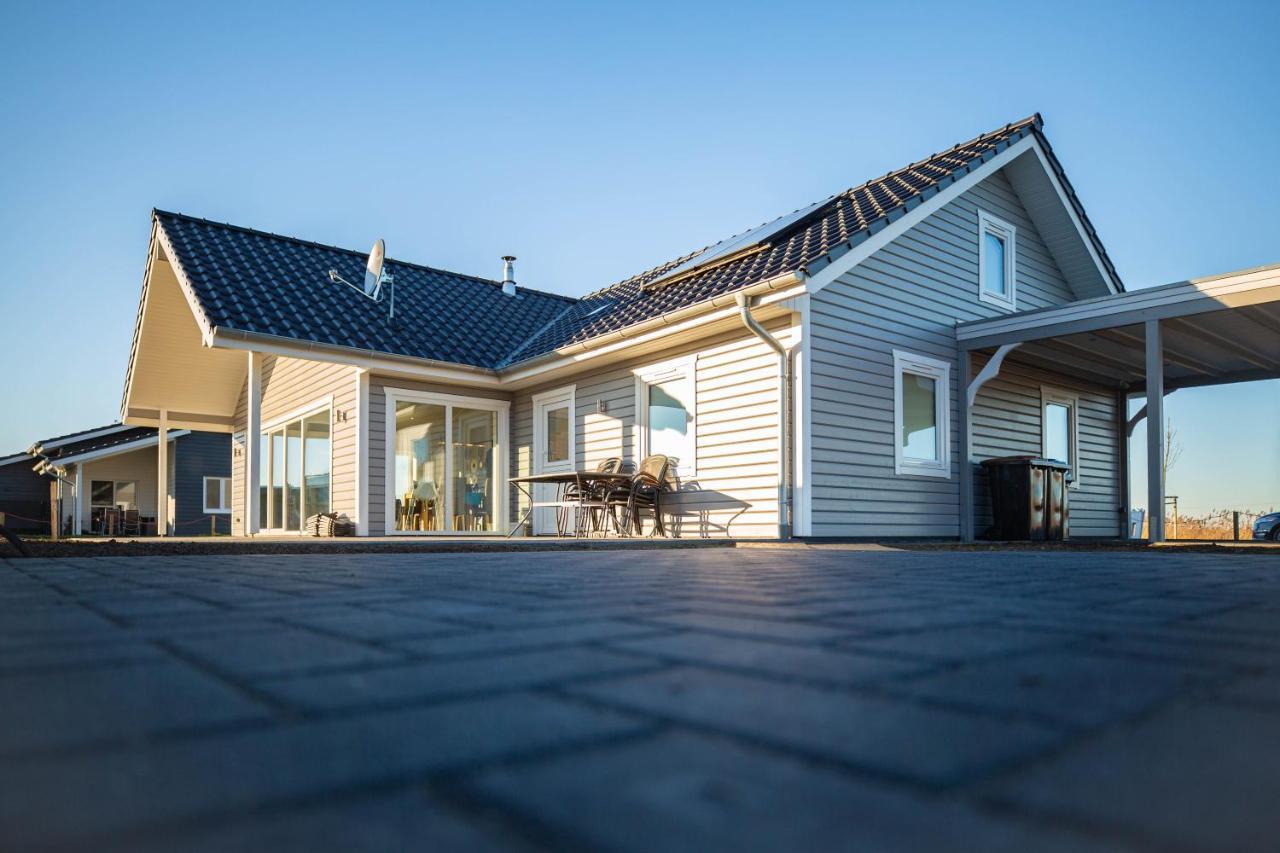 Daenisches Blockhaus Direkt Am Wangermeer Holiday home Schillig